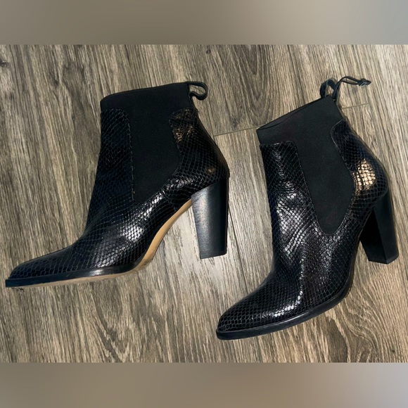 snakeskin boots zara
